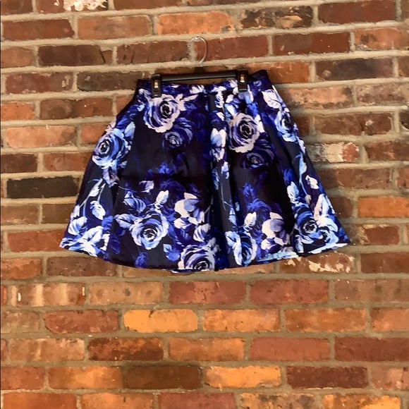 Homecoming 2 piece dress | Sequin Hearts - Picture 9 of 12